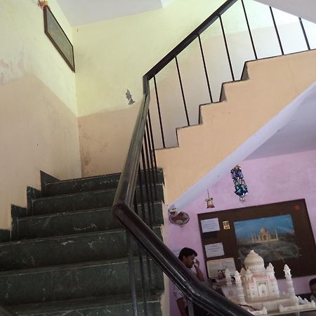 Hotel Viren Plaza Агра Екстер'єр фото